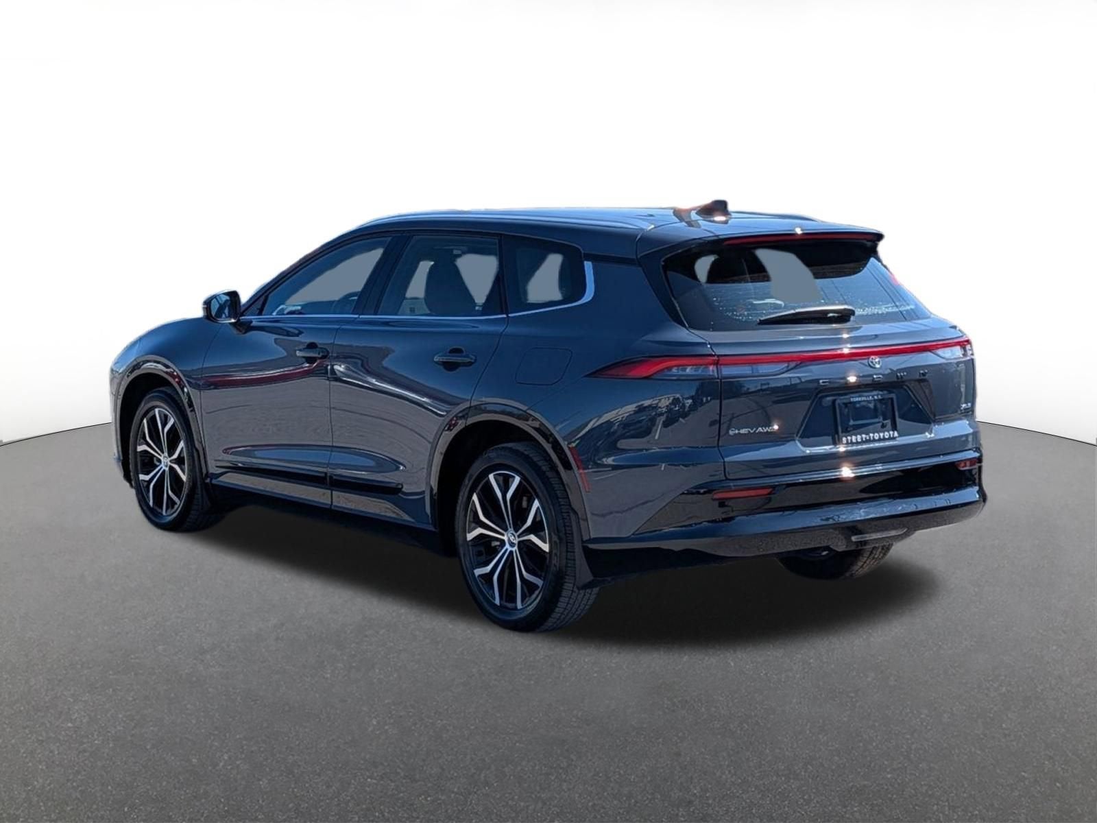 2025 Toyota Crown Signia Base