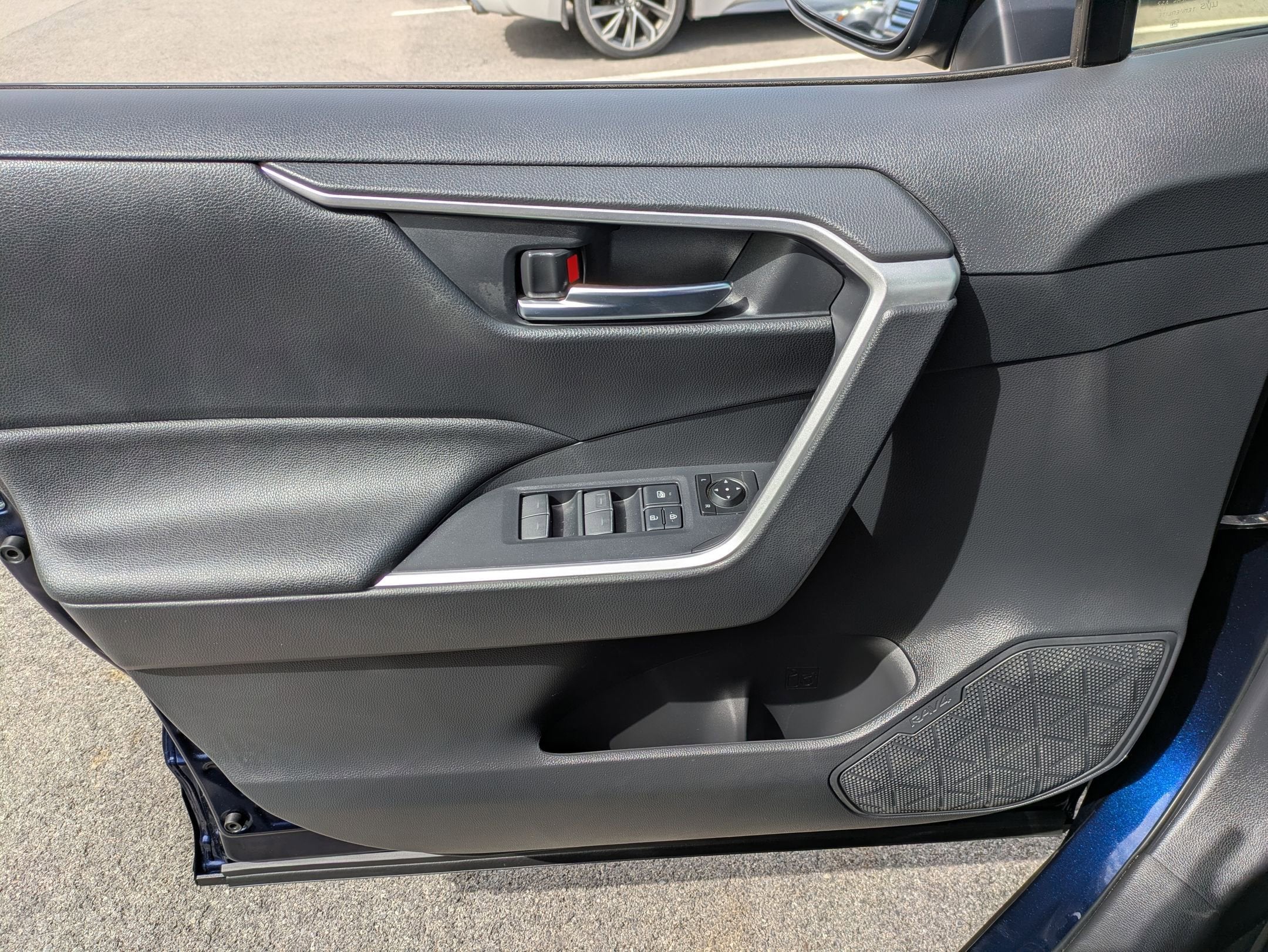 2023 Toyota RAV4 Prime SE