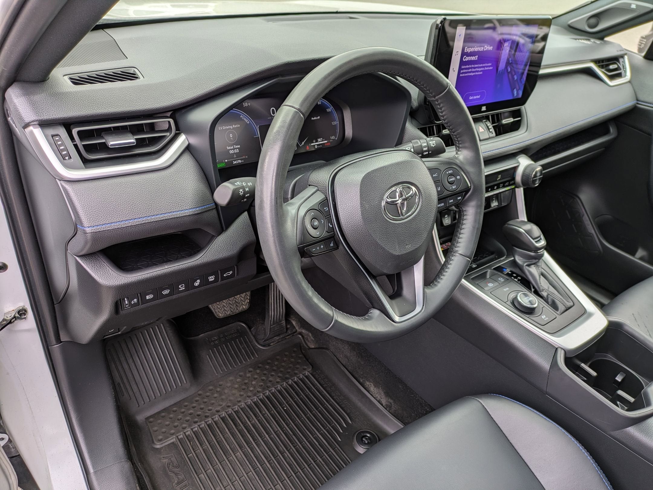 2025 Toyota RAV4 Hybrid XSE