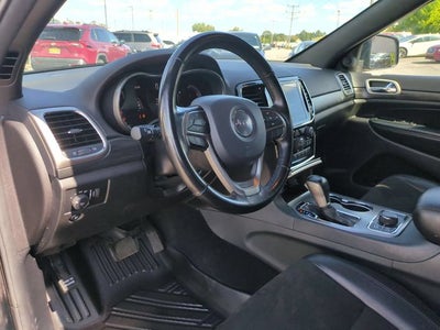 2020 Jeep Grand Cherokee Laredo