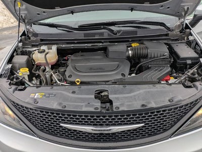 2023 Chrysler Voyager LX