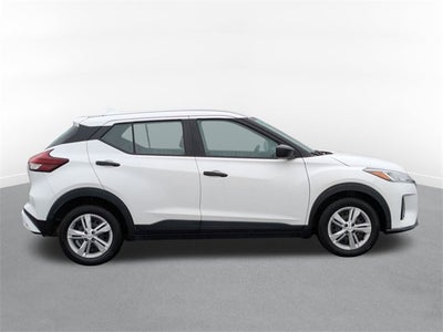 2021 Nissan Kicks S
