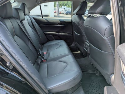 2020 Toyota Camry Hybrid XLE