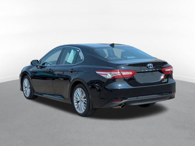 2020 Toyota Camry Hybrid XLE