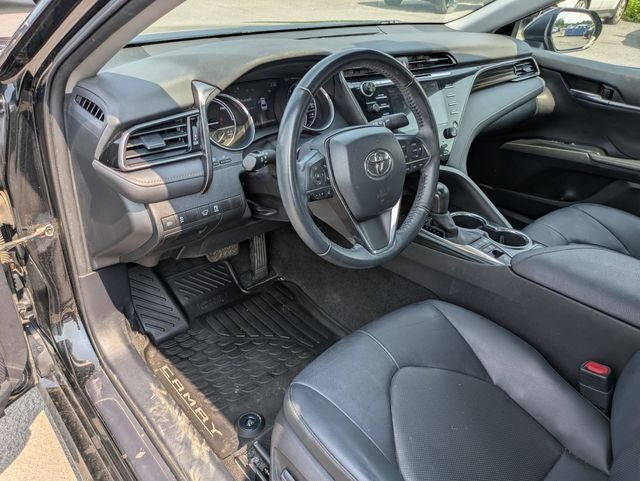 2020 Toyota Camry Hybrid XLE