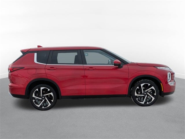 2022 Mitsubishi Outlander SE