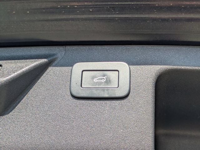 2023 Land Rover Discovery Sport SE
