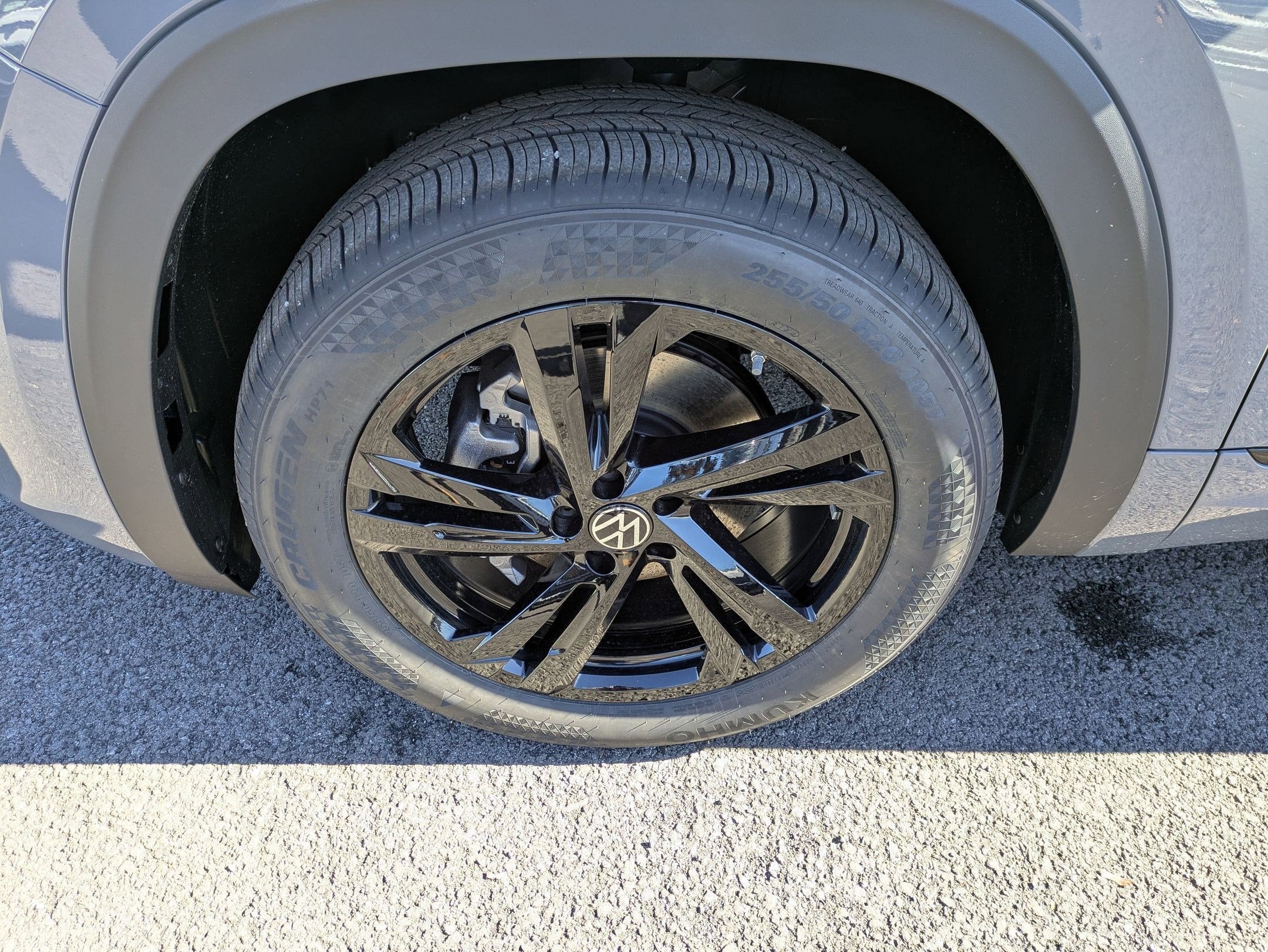 2026 Volkswagen Atlas Cross Sport 2.0T SEL R-Line Black