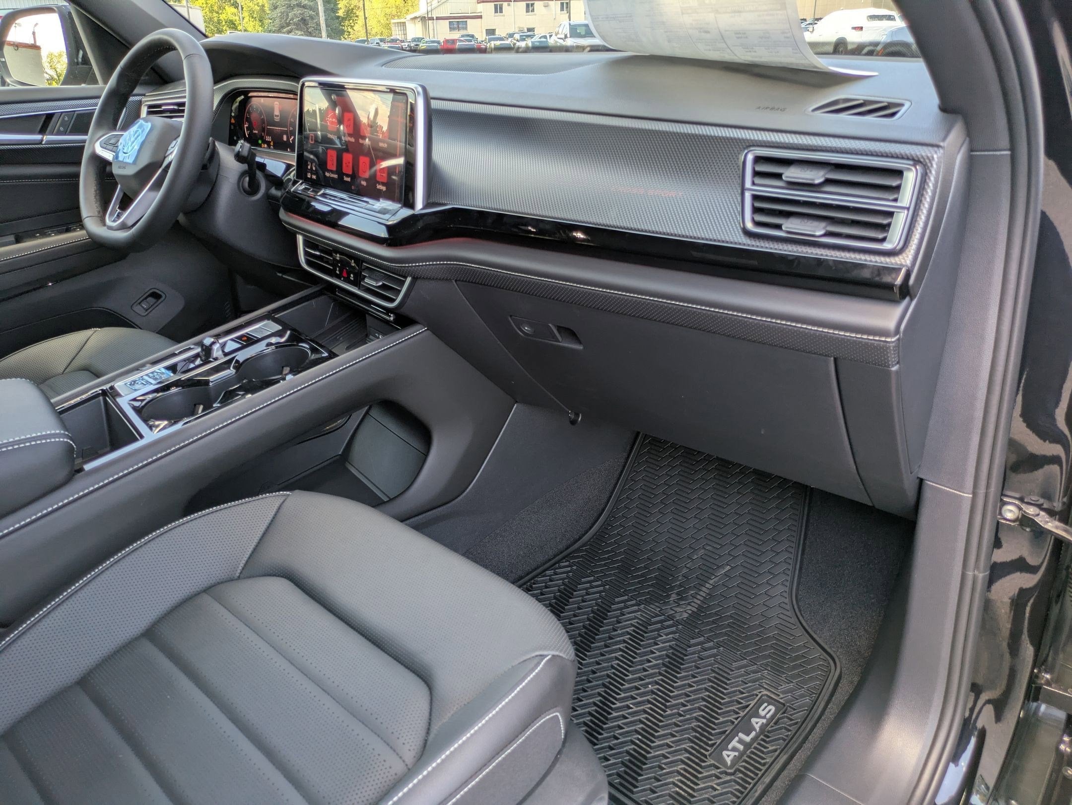 2026 Volkswagen Atlas Cross Sport 2.0T SEL R-Line Black