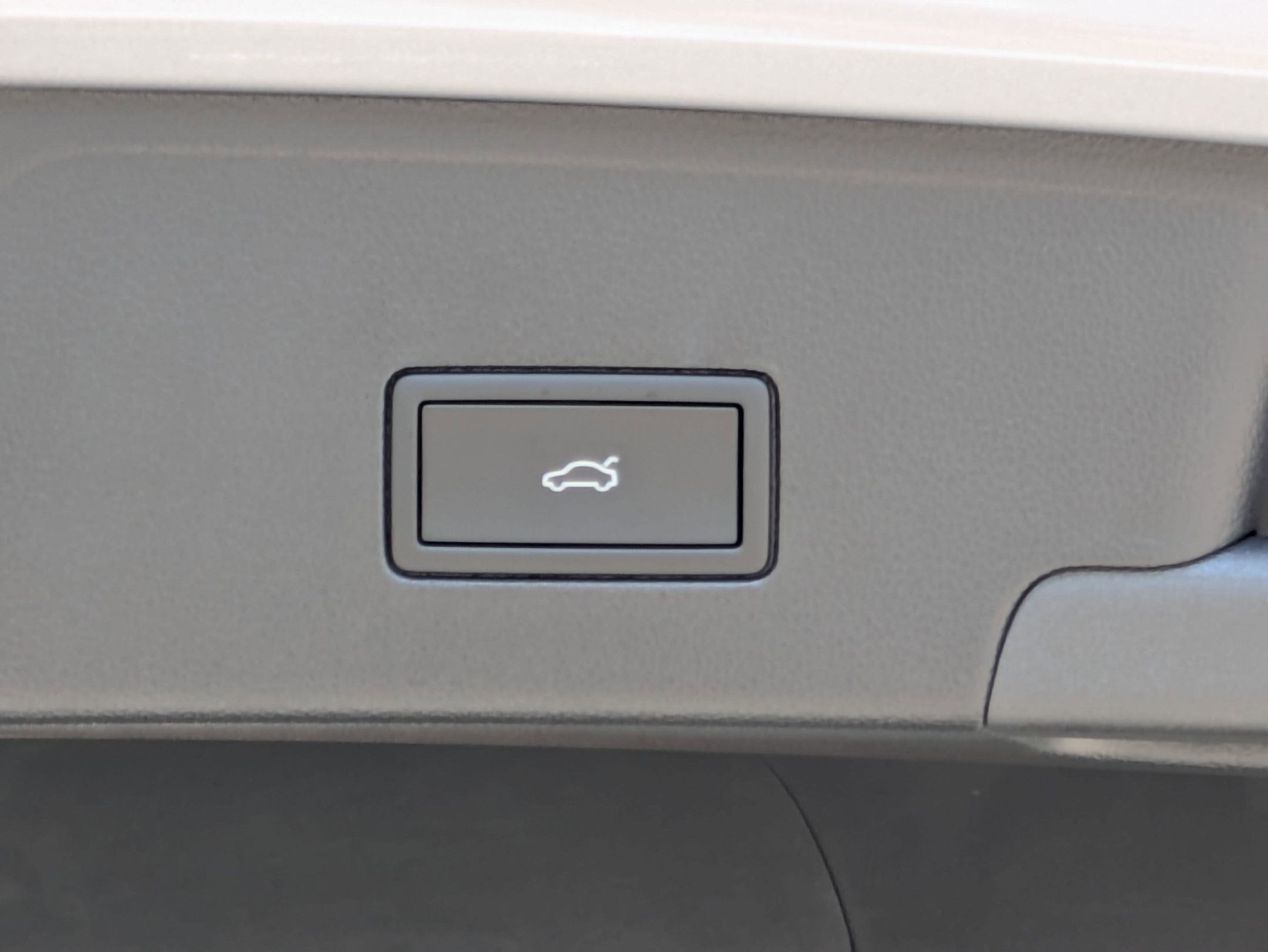 2026 Volkswagen Atlas Cross Sport 2.0T SEL