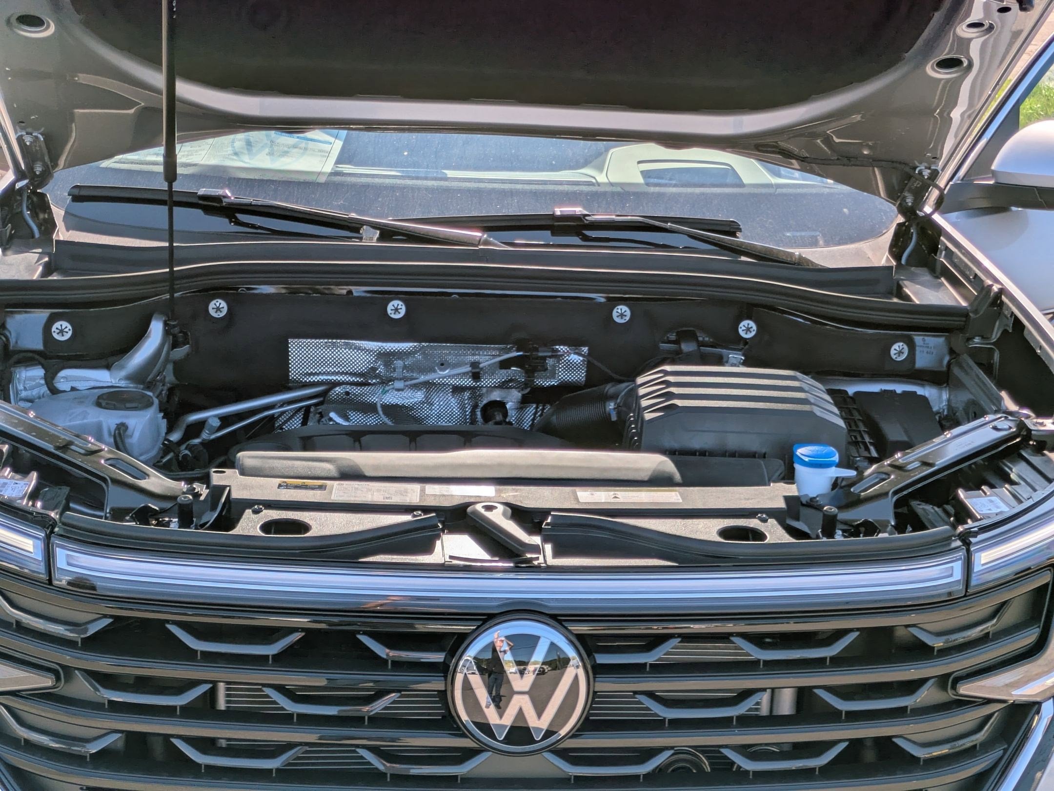 2026 Volkswagen Atlas Cross Sport 2.0T SEL