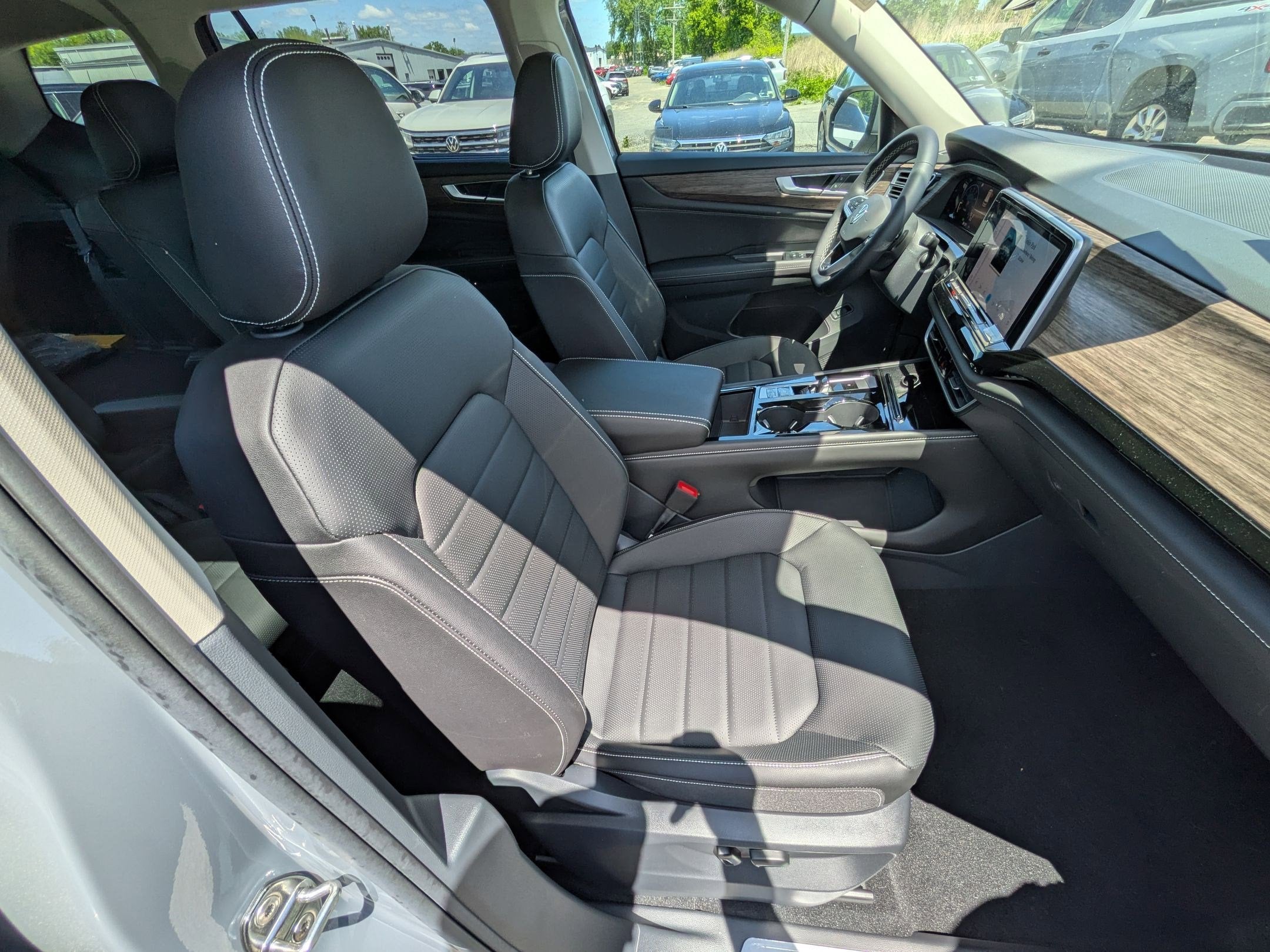 2026 Volkswagen Atlas 2.0T SEL