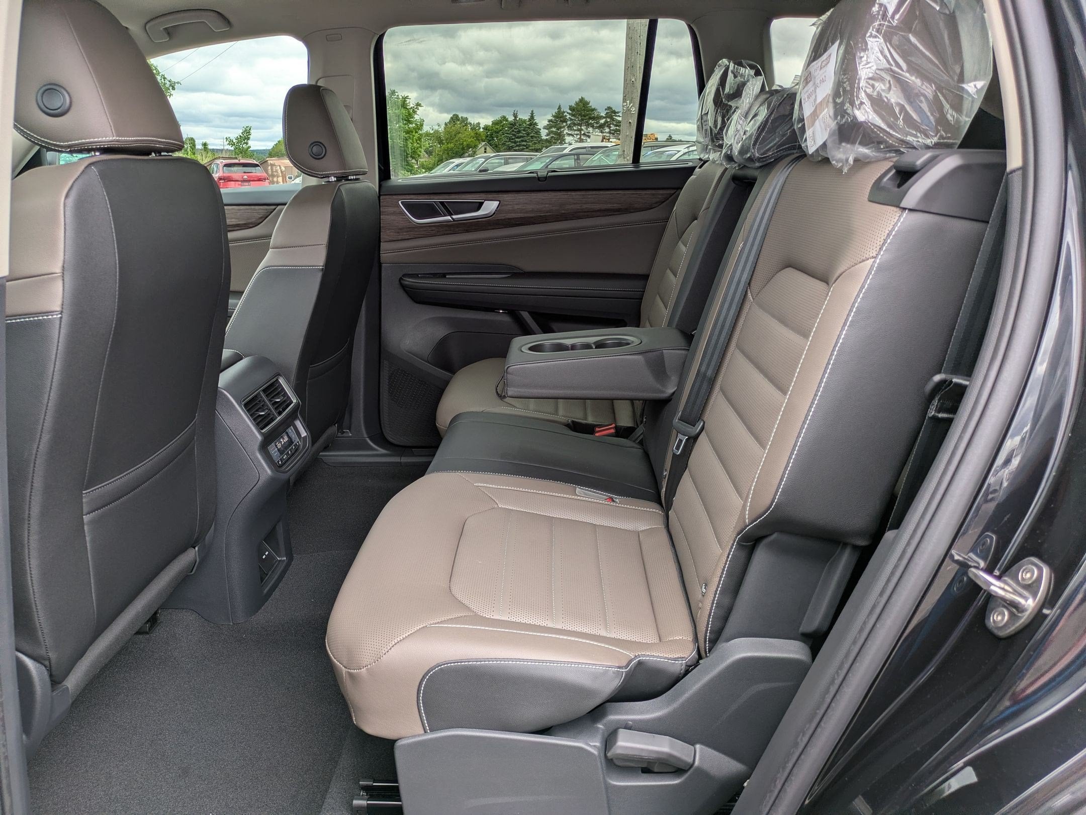 2026 Volkswagen Atlas 2.0T SEL