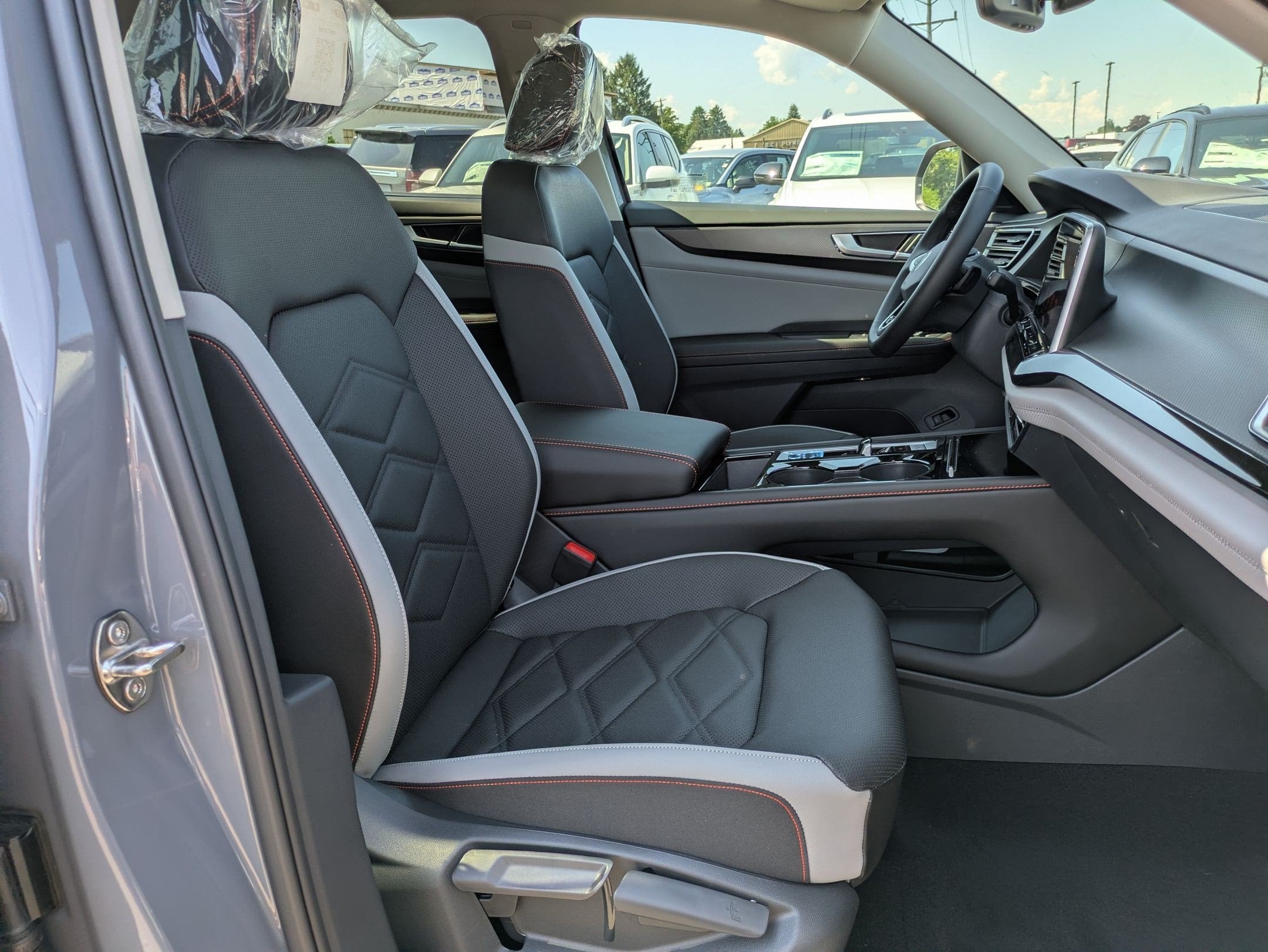 2026 Volkswagen Atlas 2.0T Peak Edition