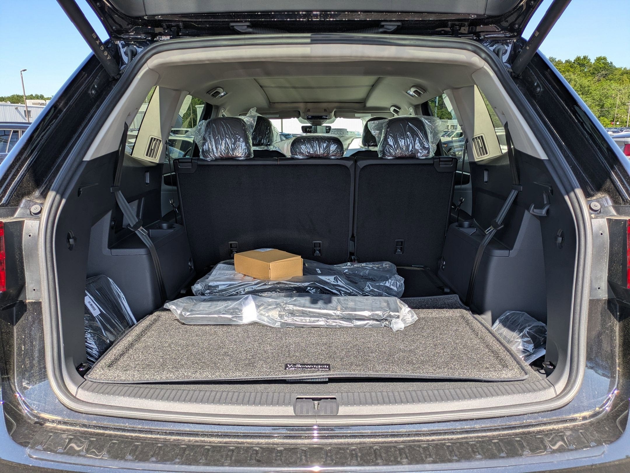 2026 Volkswagen Atlas 2.0T Peak Edition