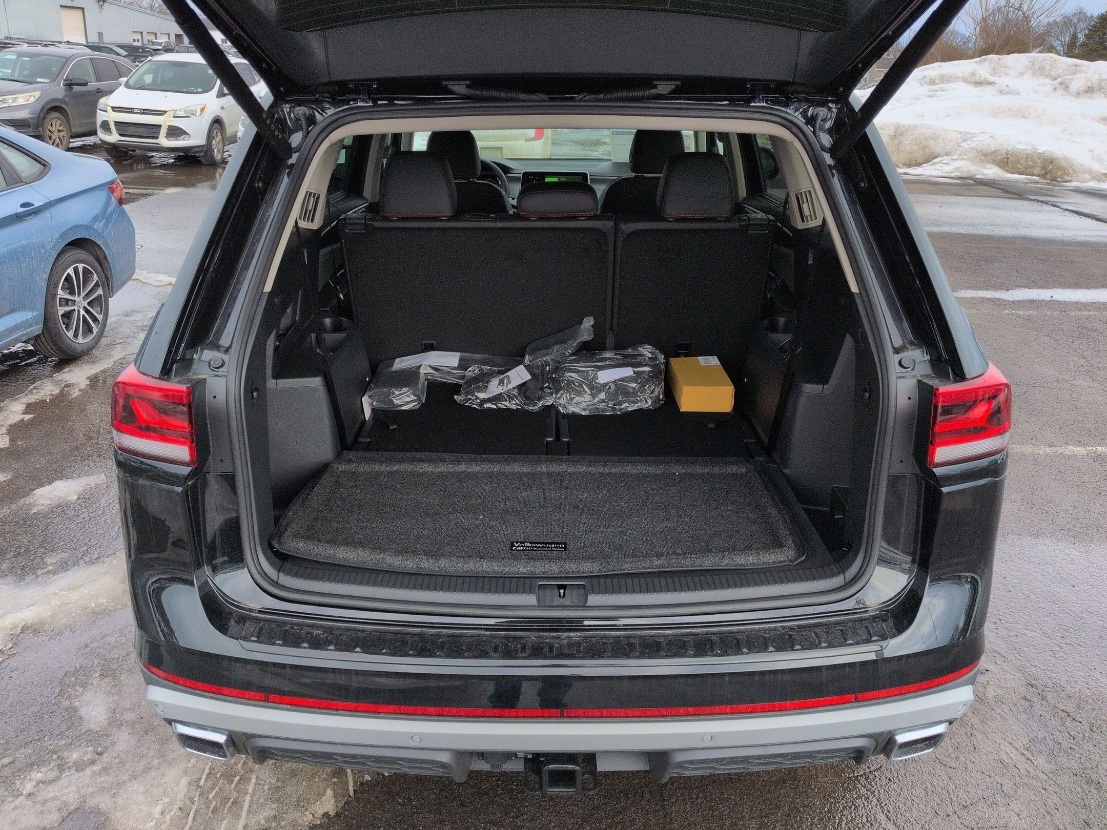 2026 Volkswagen Atlas 2.0T Peak Edition