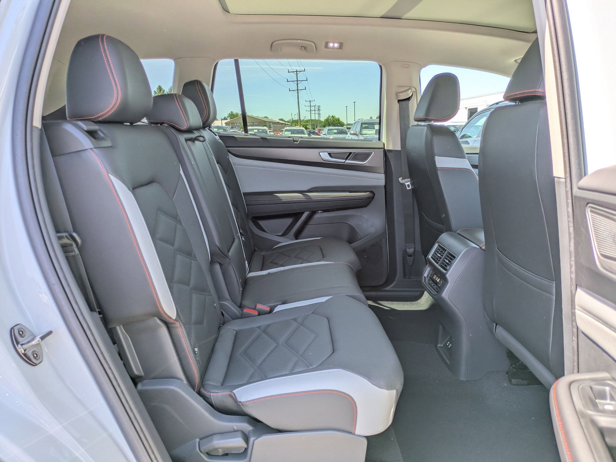 2026 Volkswagen Atlas 2.0T Peak Edition