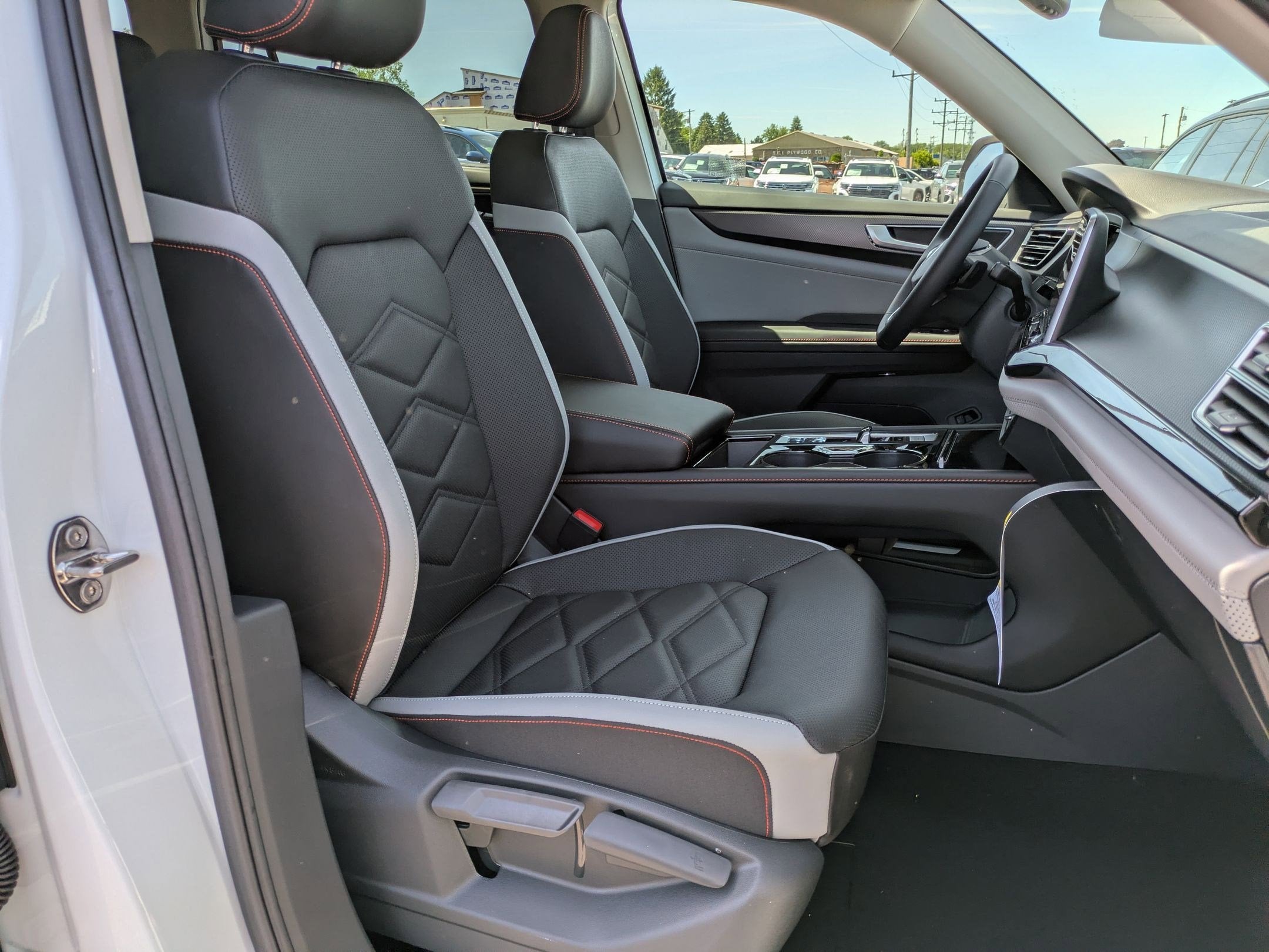 2026 Volkswagen Atlas 2.0T Peak Edition