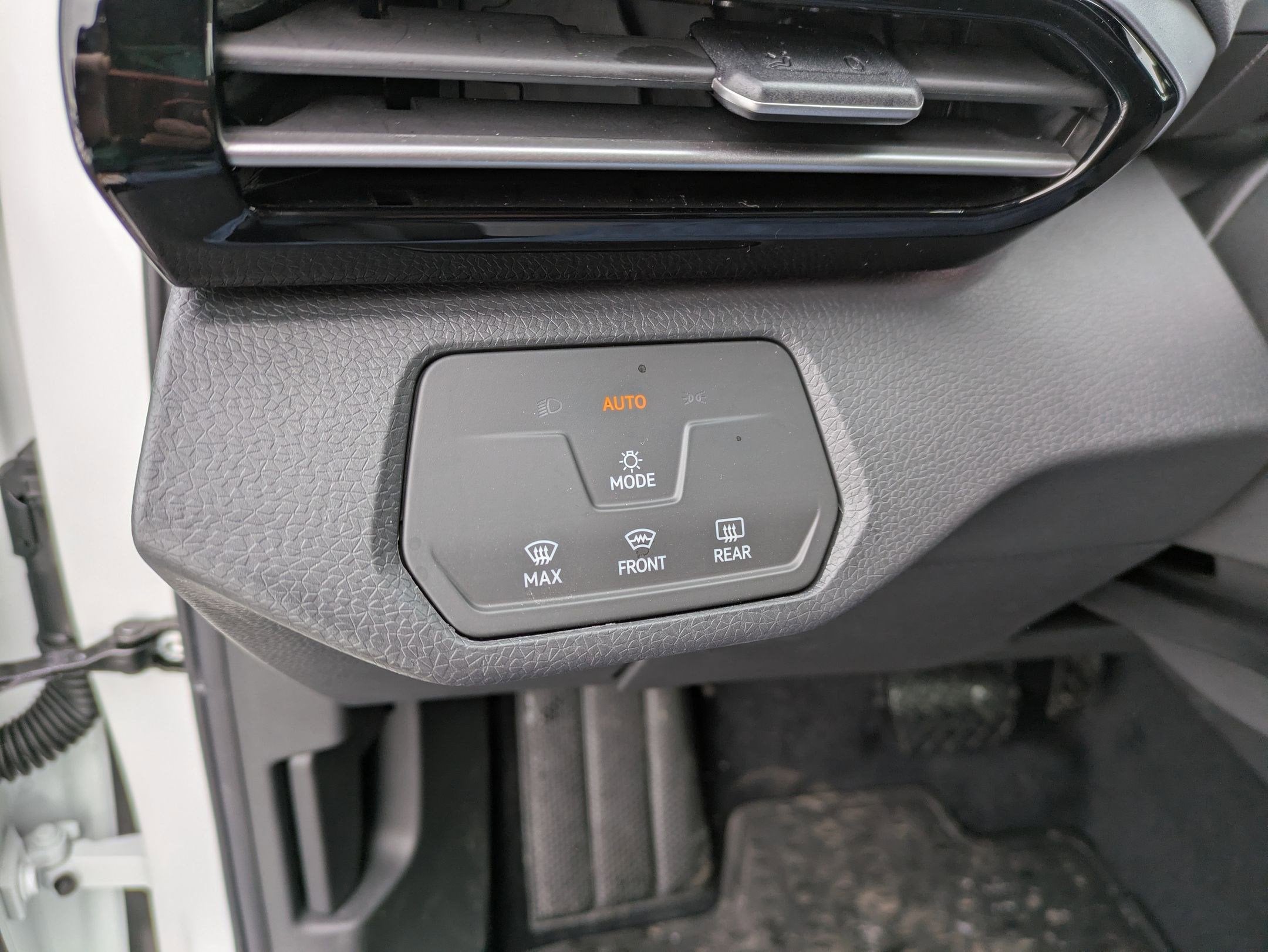 2025 Volkswagen ID.4 Pro