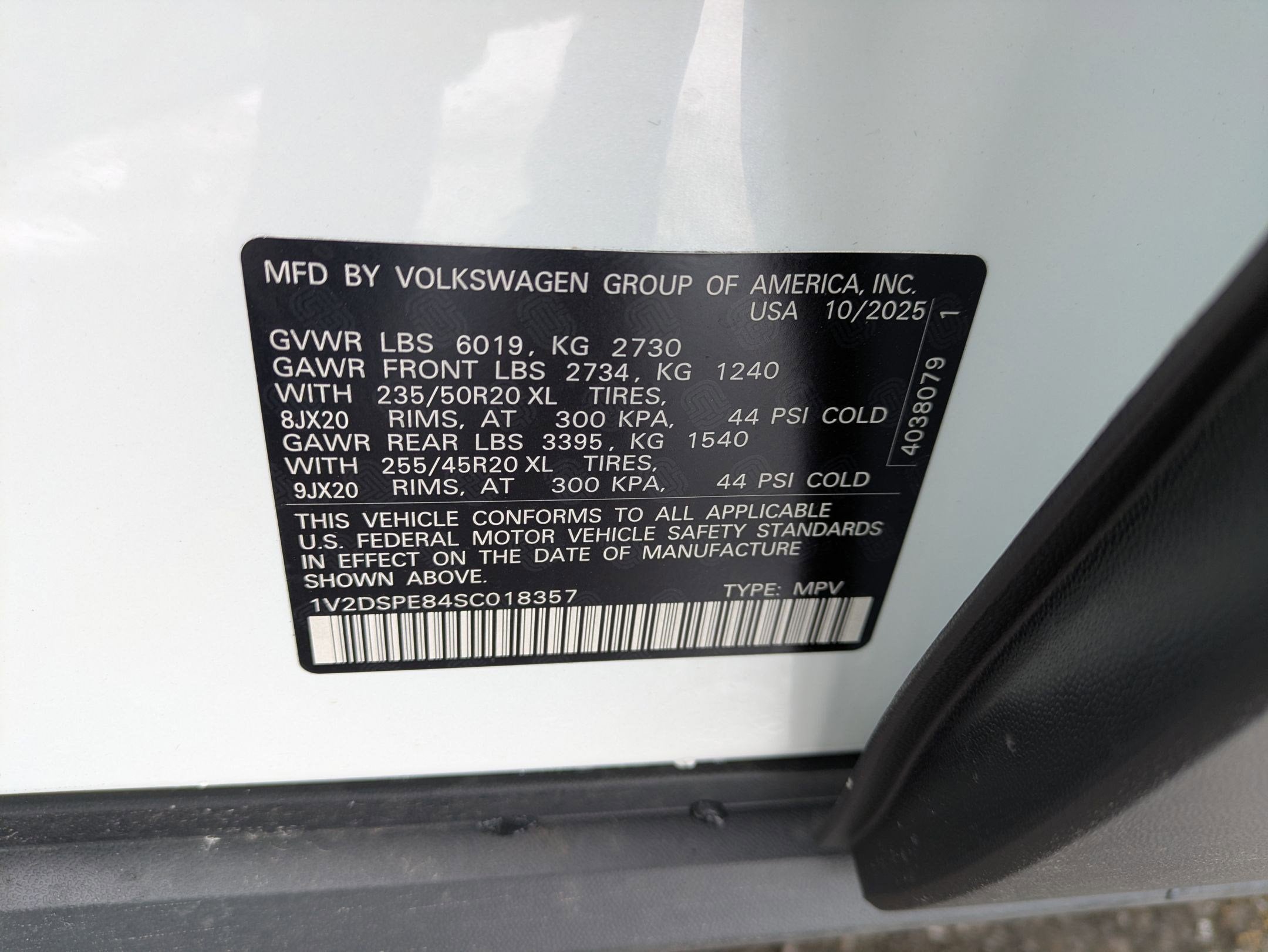 2025 Volkswagen ID.4 Pro