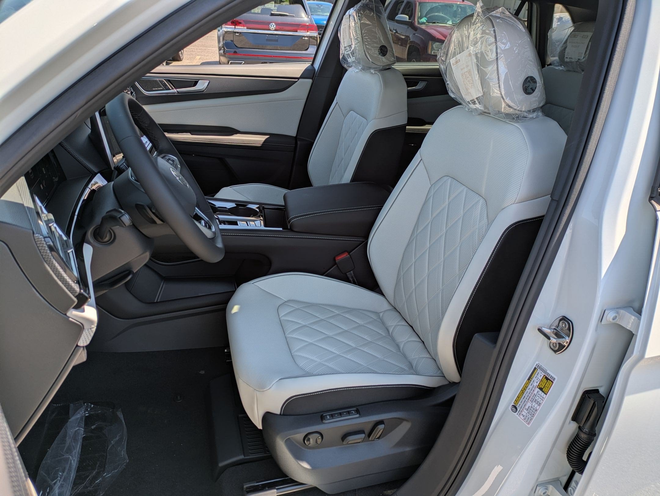 2026 Volkswagen Atlas Cross Sport 2.0T SEL Premium R-Line