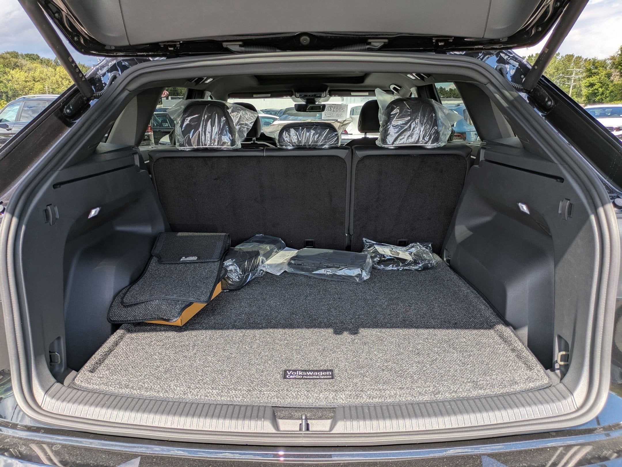 2026 Volkswagen Atlas Cross Sport 2.0T SEL Premium R-Line