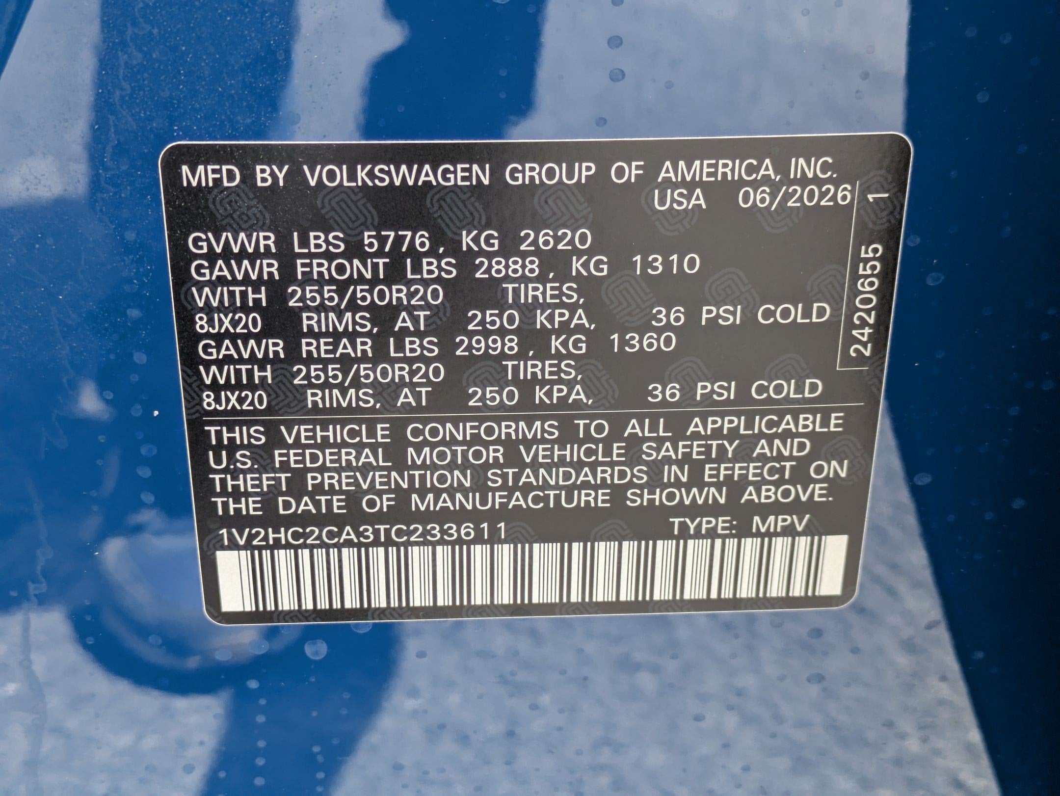 2026 Volkswagen Atlas Cross Sport 2.0T SE w/Technology