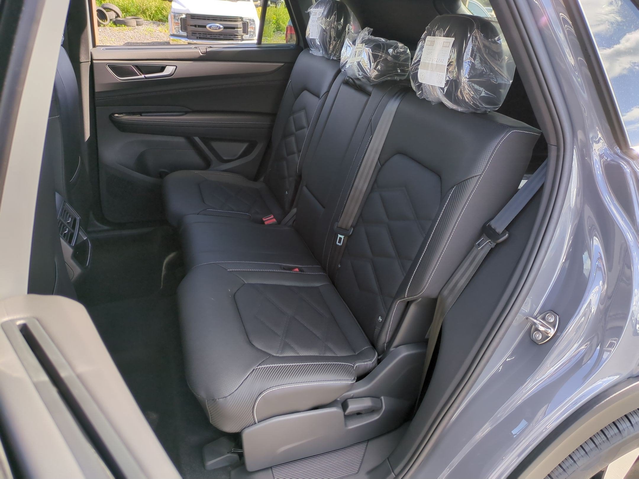 2026 Volkswagen Atlas Cross Sport SE w/Technology