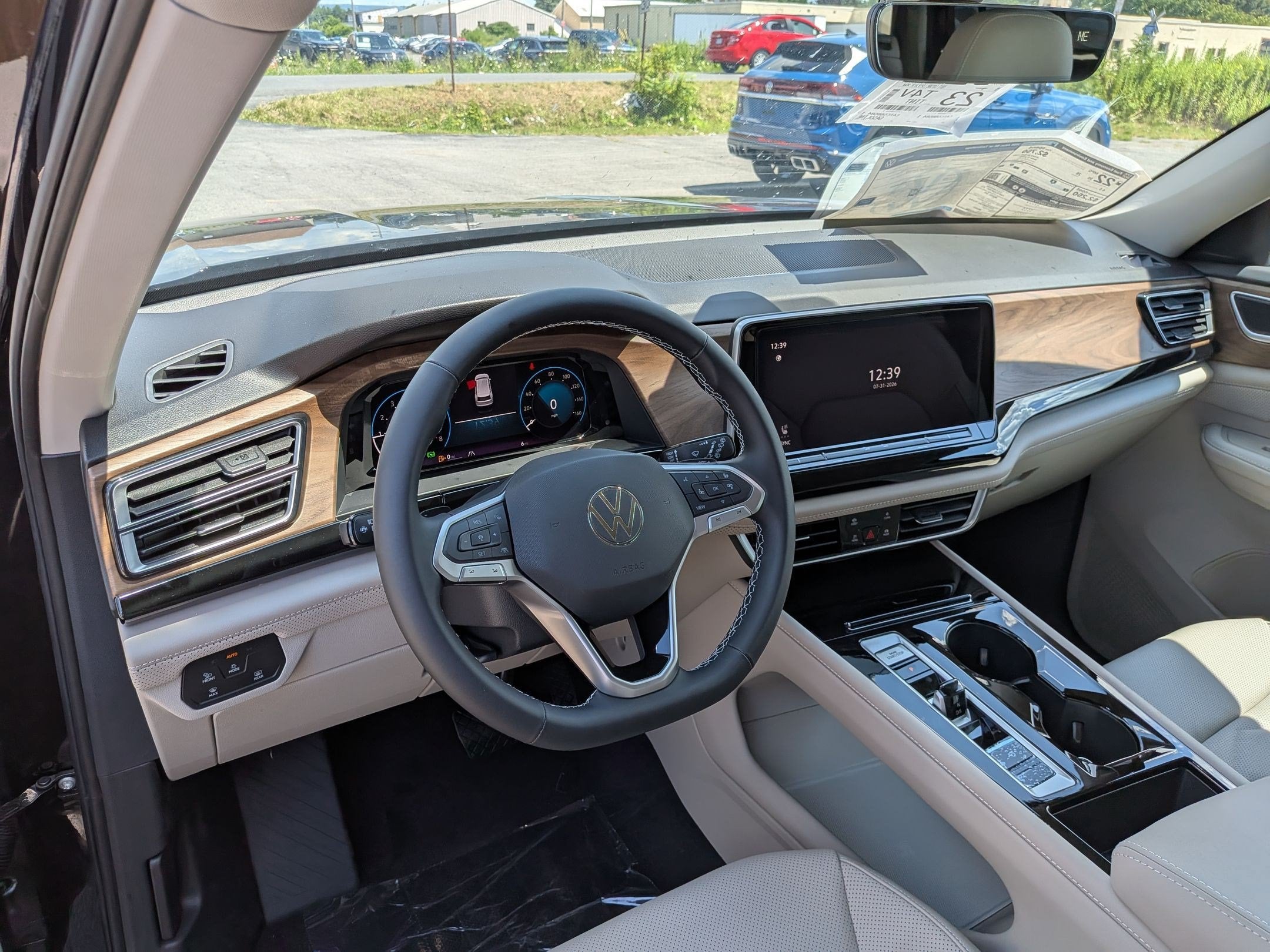 2026 Volkswagen Atlas 2.0T SE w/Technology