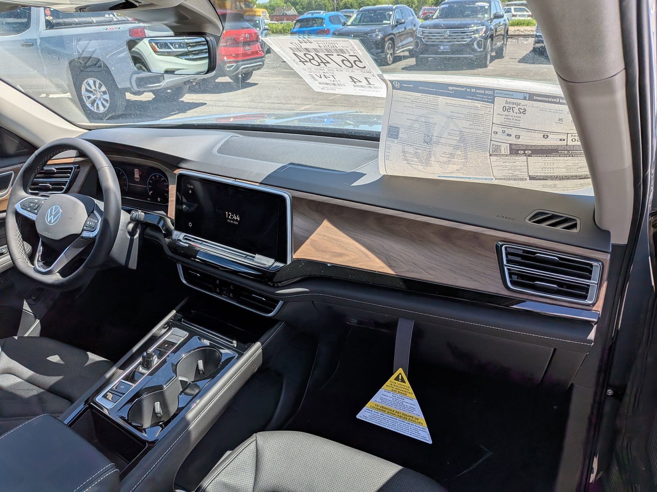 2026 Volkswagen Atlas 2.0T SE w/Technology