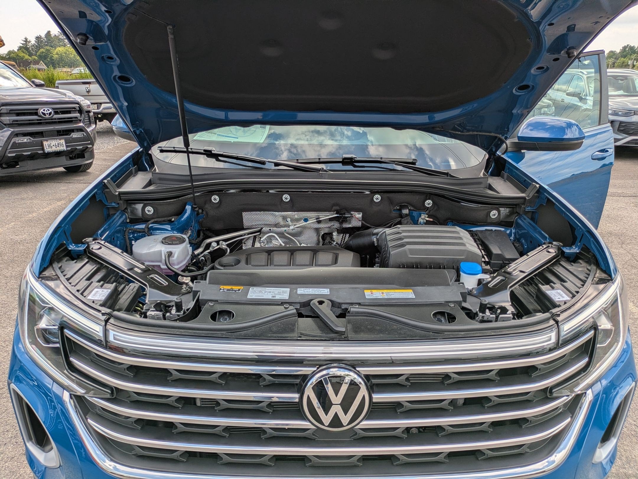 2026 Volkswagen Atlas 2.0T SE w/Technology