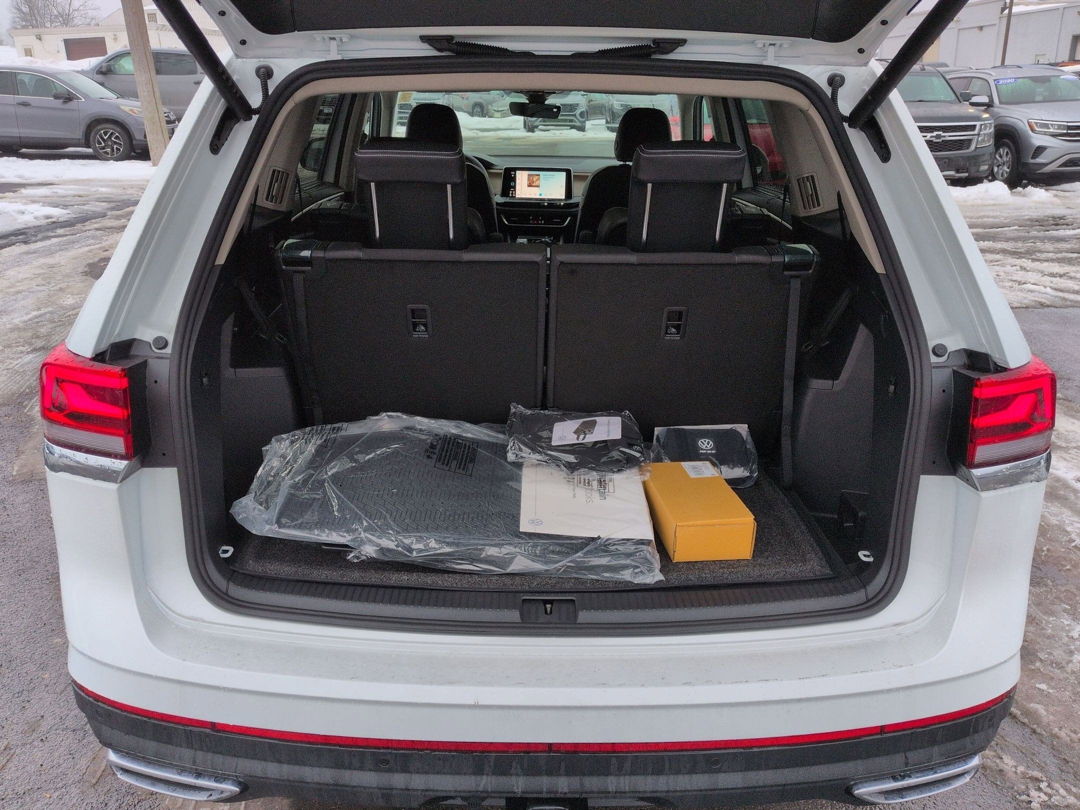 2026 Volkswagen Atlas 2.0T SE w/Technology