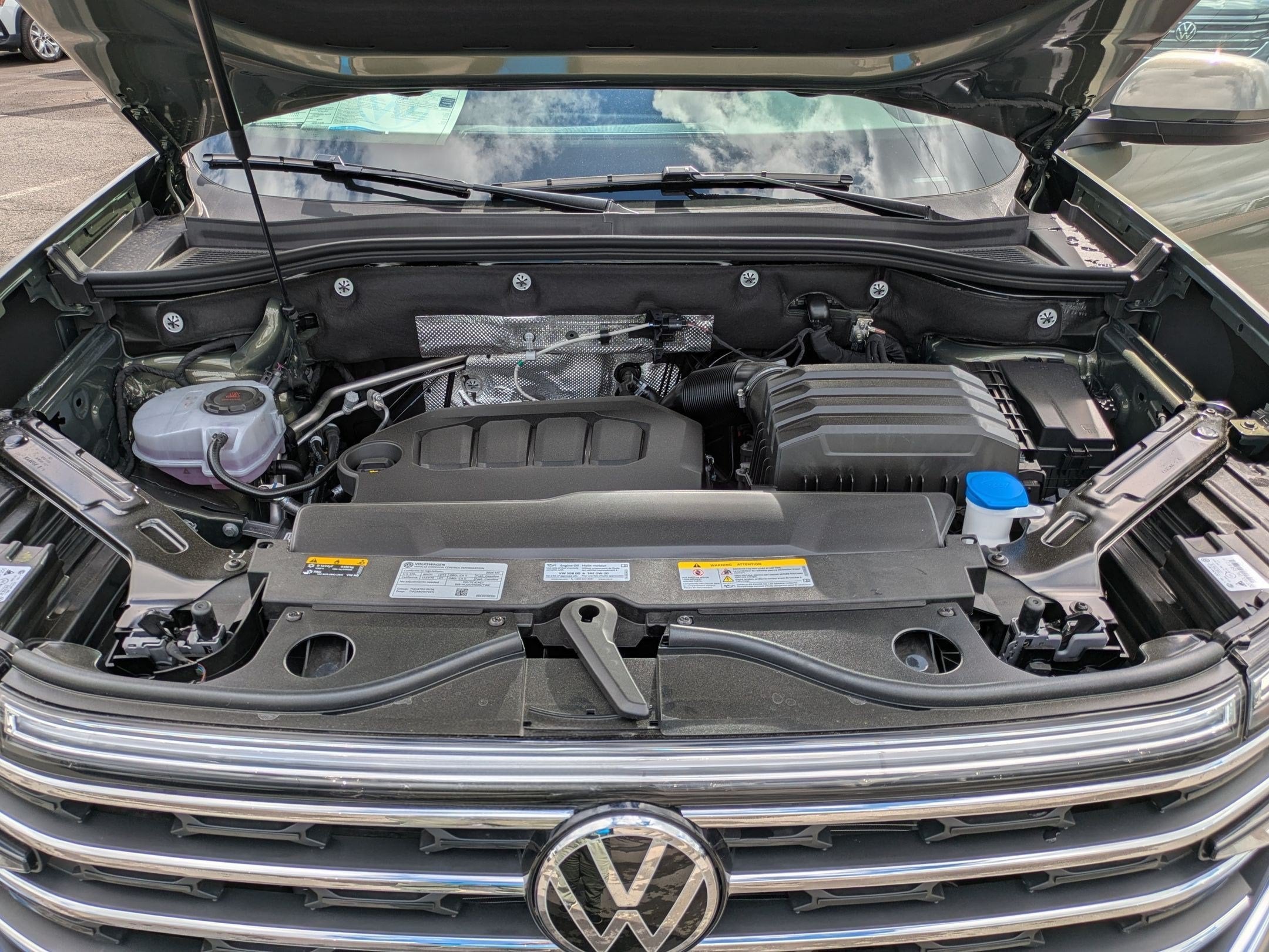 2026 Volkswagen Atlas 2.0T SE w/Technology