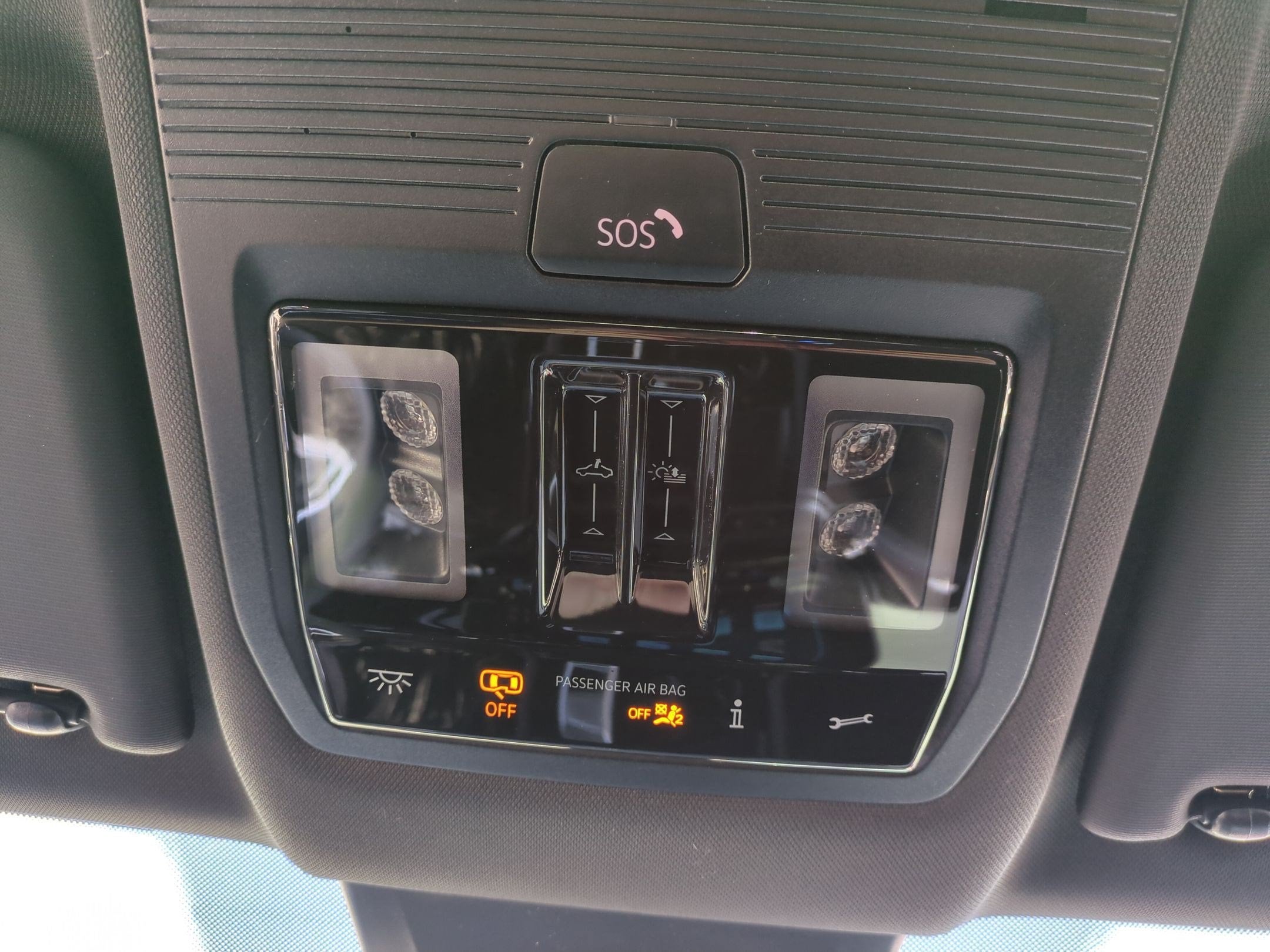 2026 Volkswagen Atlas Cross Sport SE w/Technology