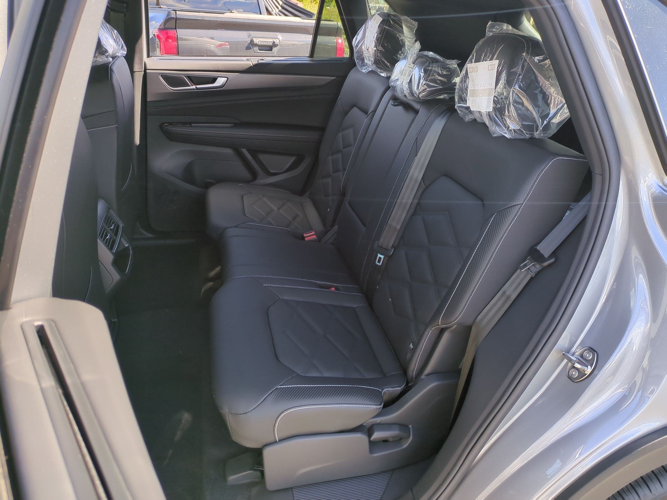 2026 Volkswagen Atlas Cross Sport SE w/Technology