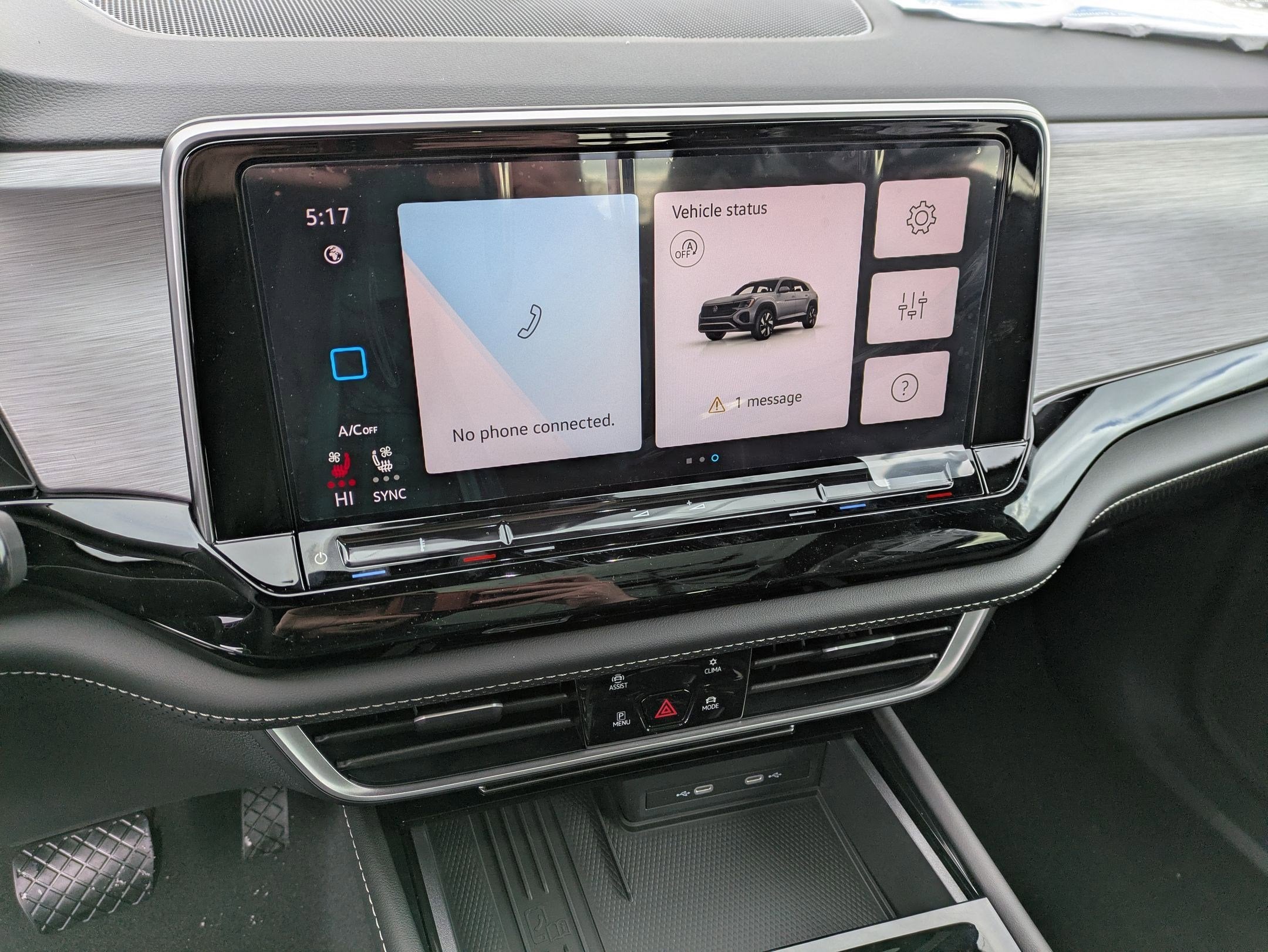 2026 Volkswagen Atlas Cross Sport 2.0T SE w/Technology