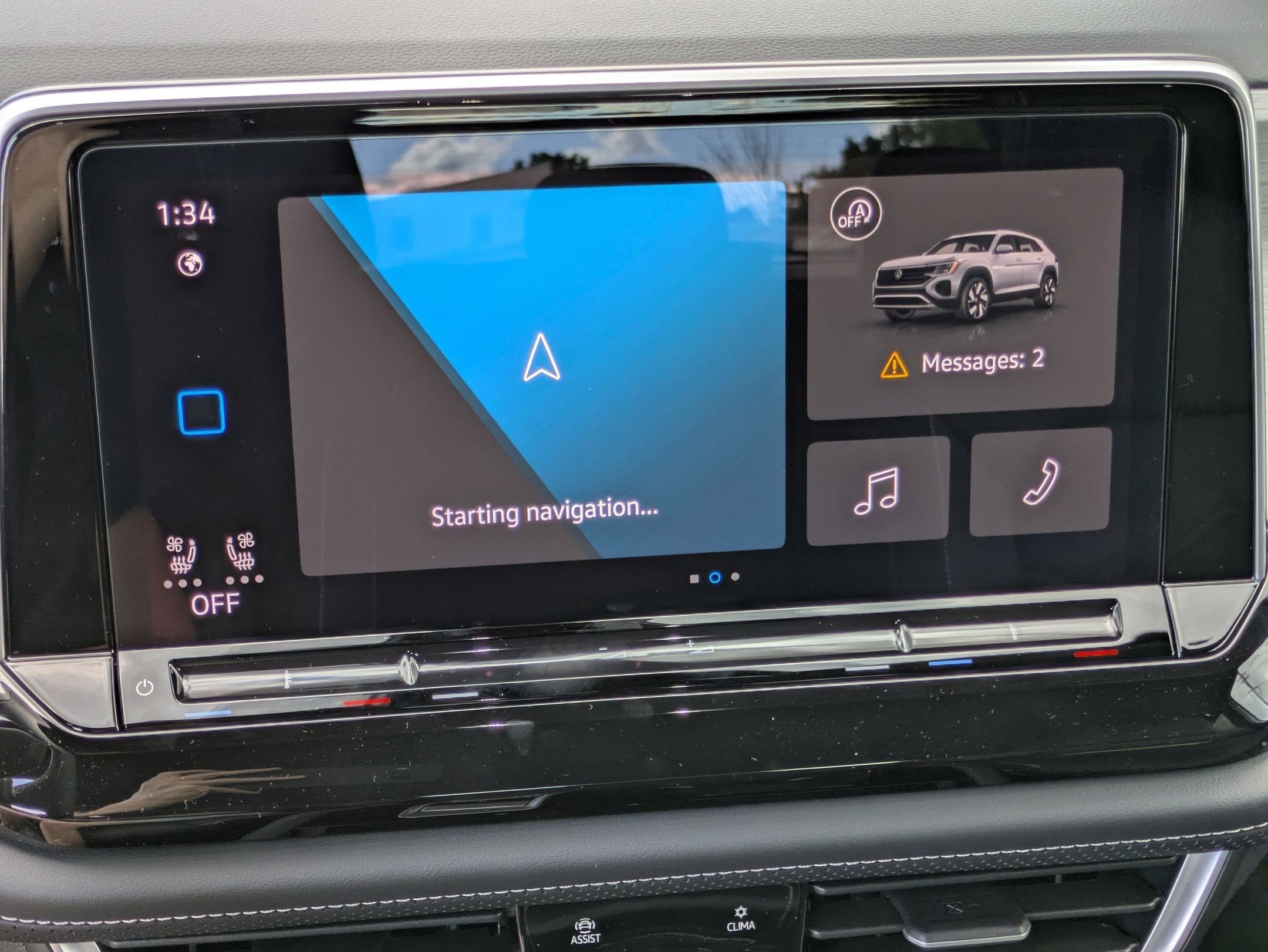 2026 Volkswagen Atlas Cross Sport 2.0T SE w/Technology