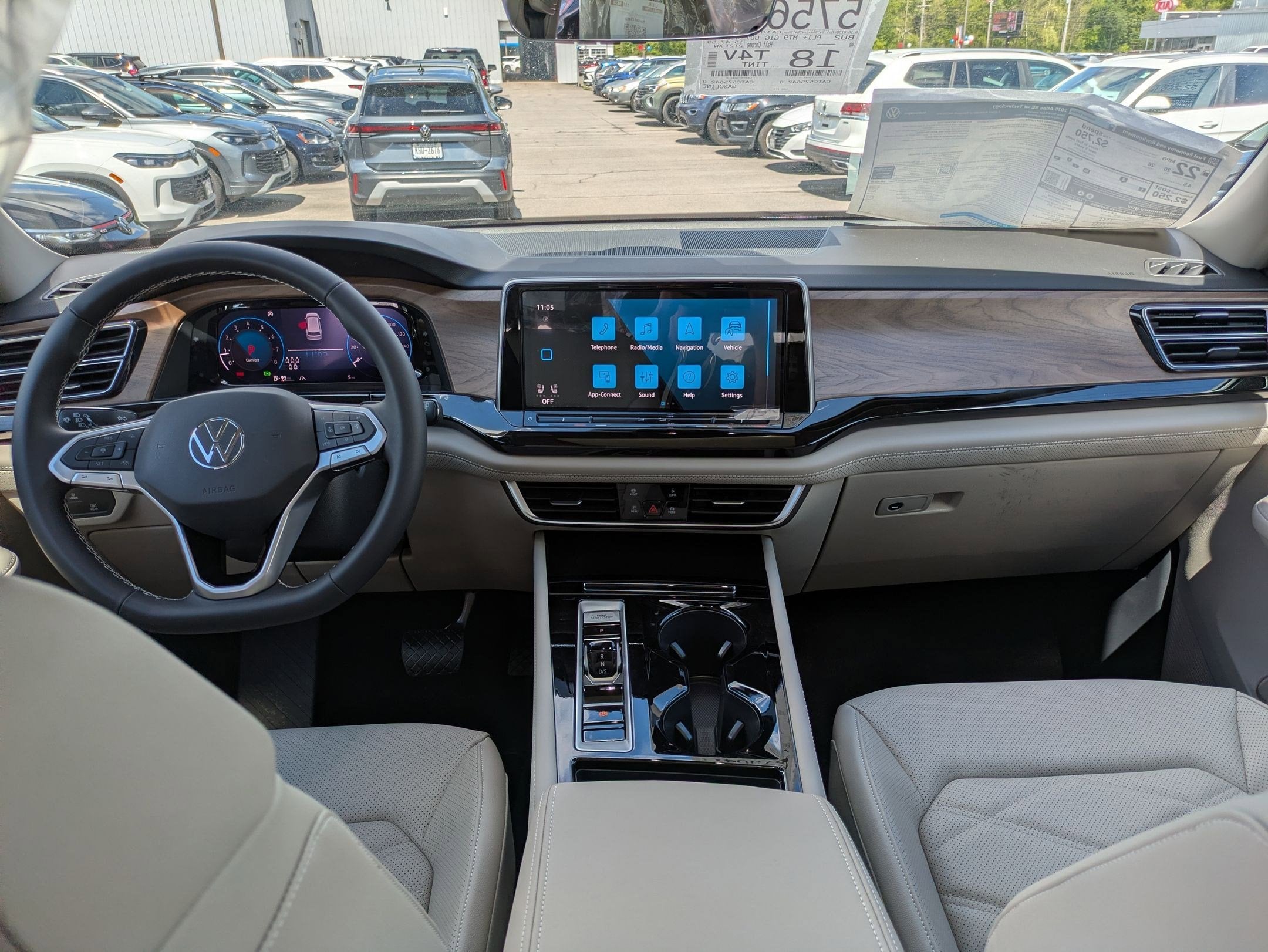 2026 Volkswagen Atlas 2.0T SE w/Technology