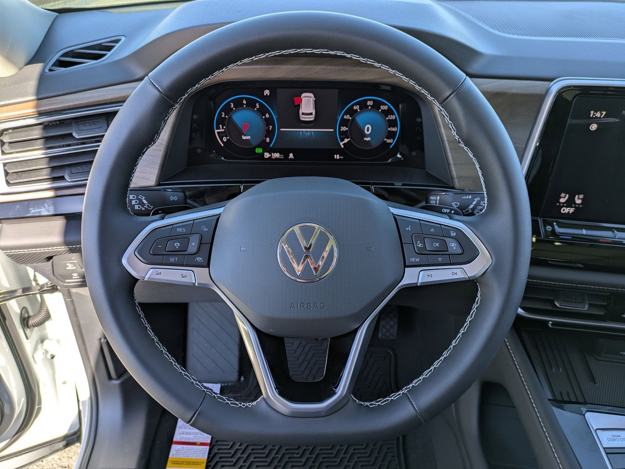 2026 Volkswagen Atlas 2.0T SE w/Technology