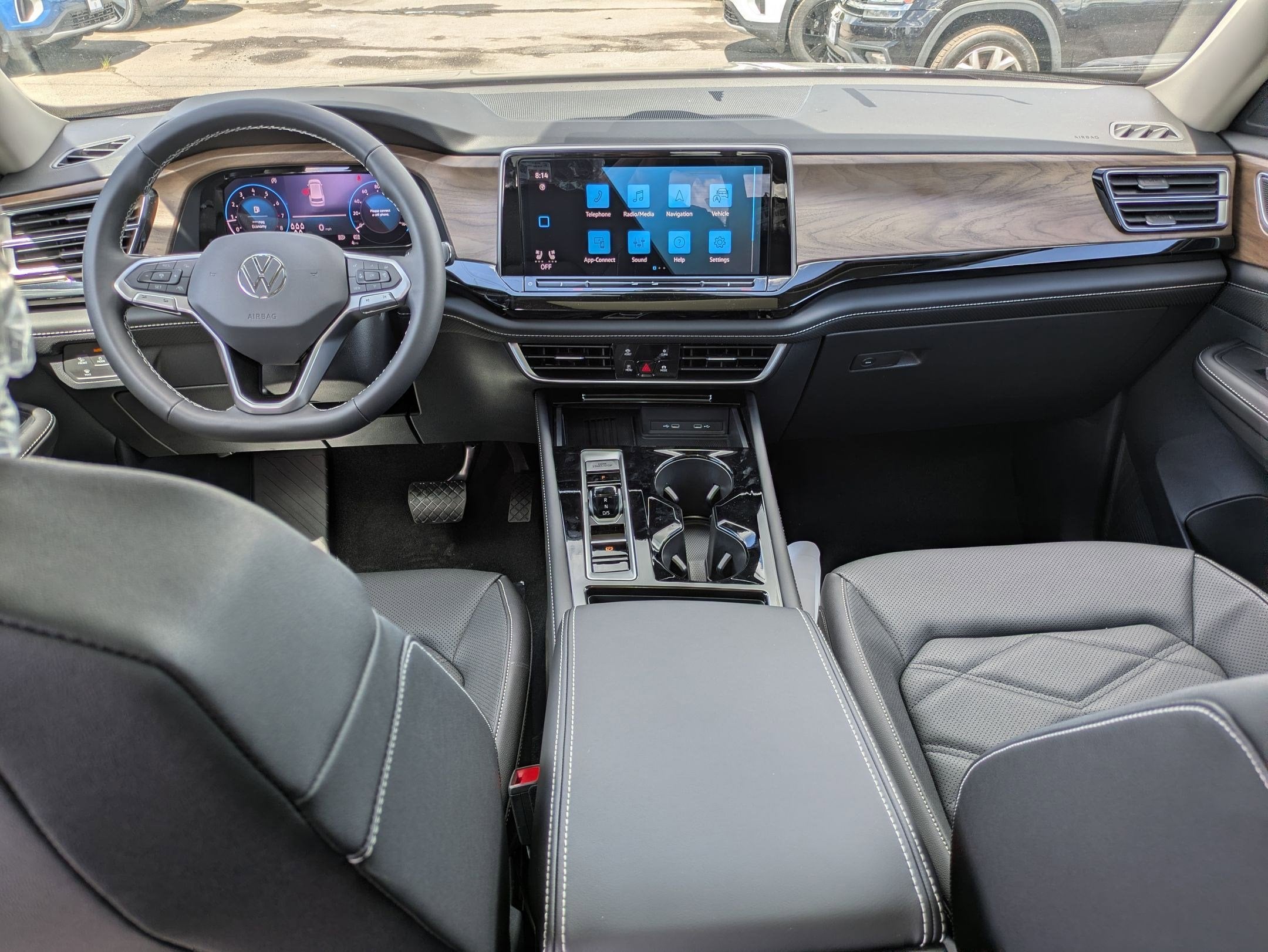 2026 Volkswagen Atlas 2.0T SE w/Technology