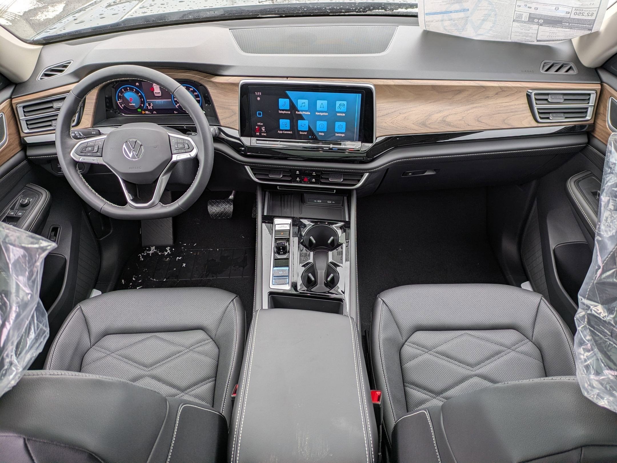 2026 Volkswagen Atlas 2.0T SE w/Technology