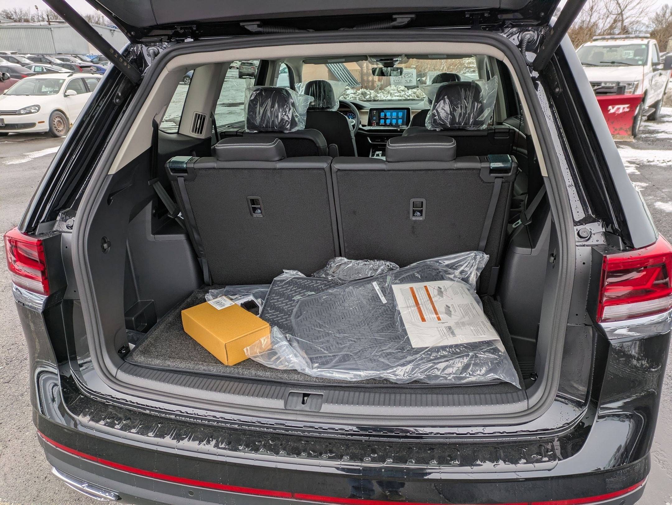 2026 Volkswagen Atlas 2.0T SE w/Technology