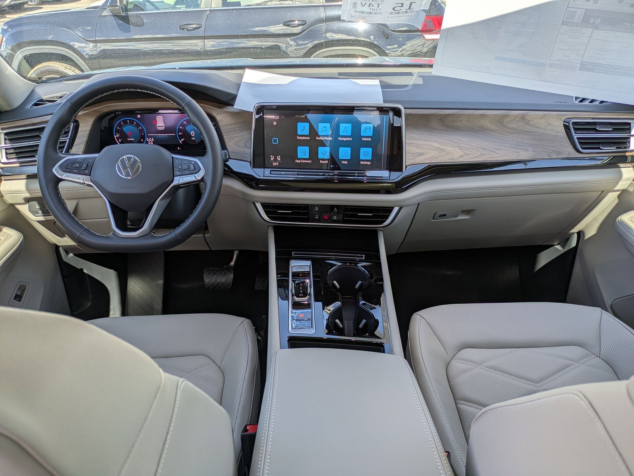 2026 Volkswagen Atlas 2.0T SE w/Technology