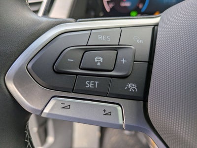 2026 Volkswagen Atlas Cross Sport 2.0T SE