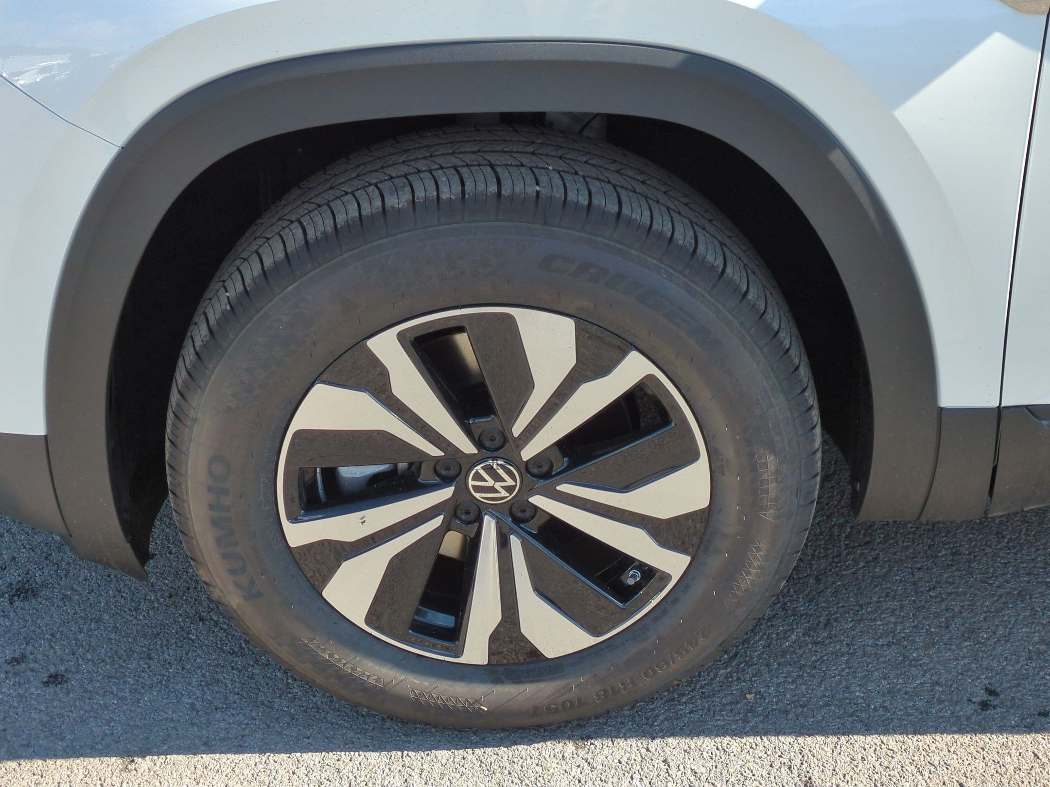 2026 Volkswagen Atlas Cross Sport 2.0T SE