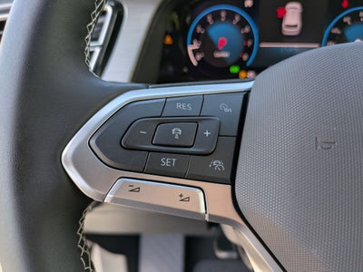 2026 Volkswagen Atlas Cross Sport 2.0T SE