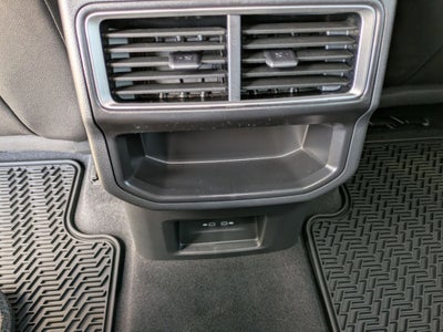 2026 Volkswagen Atlas Cross Sport 2.0T SE