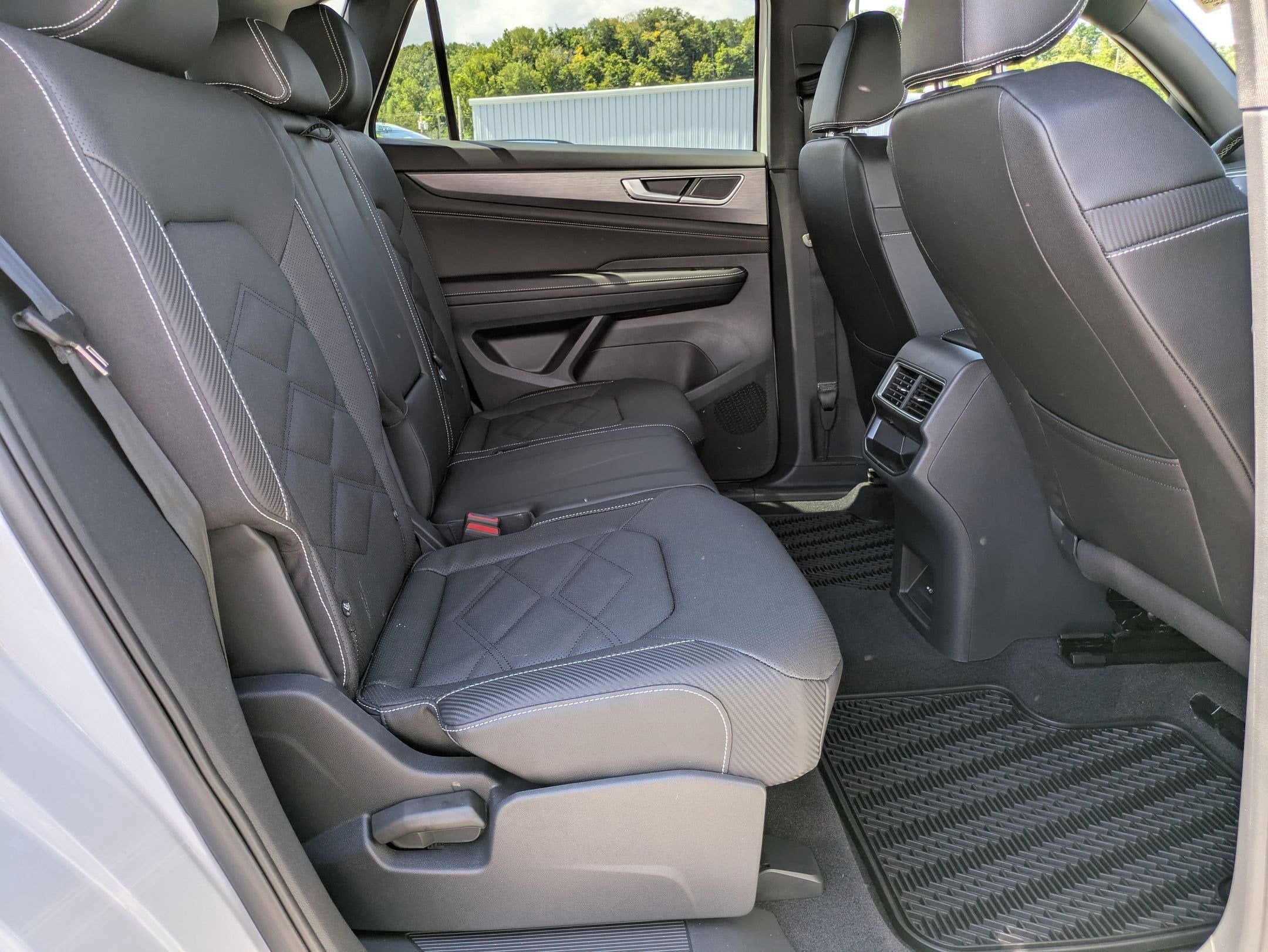 2026 Volkswagen Atlas Cross Sport 2.0T SE