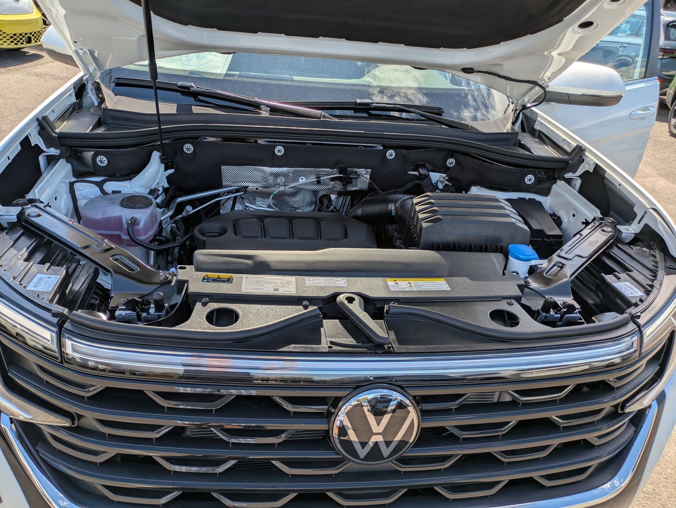 2026 Volkswagen Atlas Cross Sport 2.0T SE