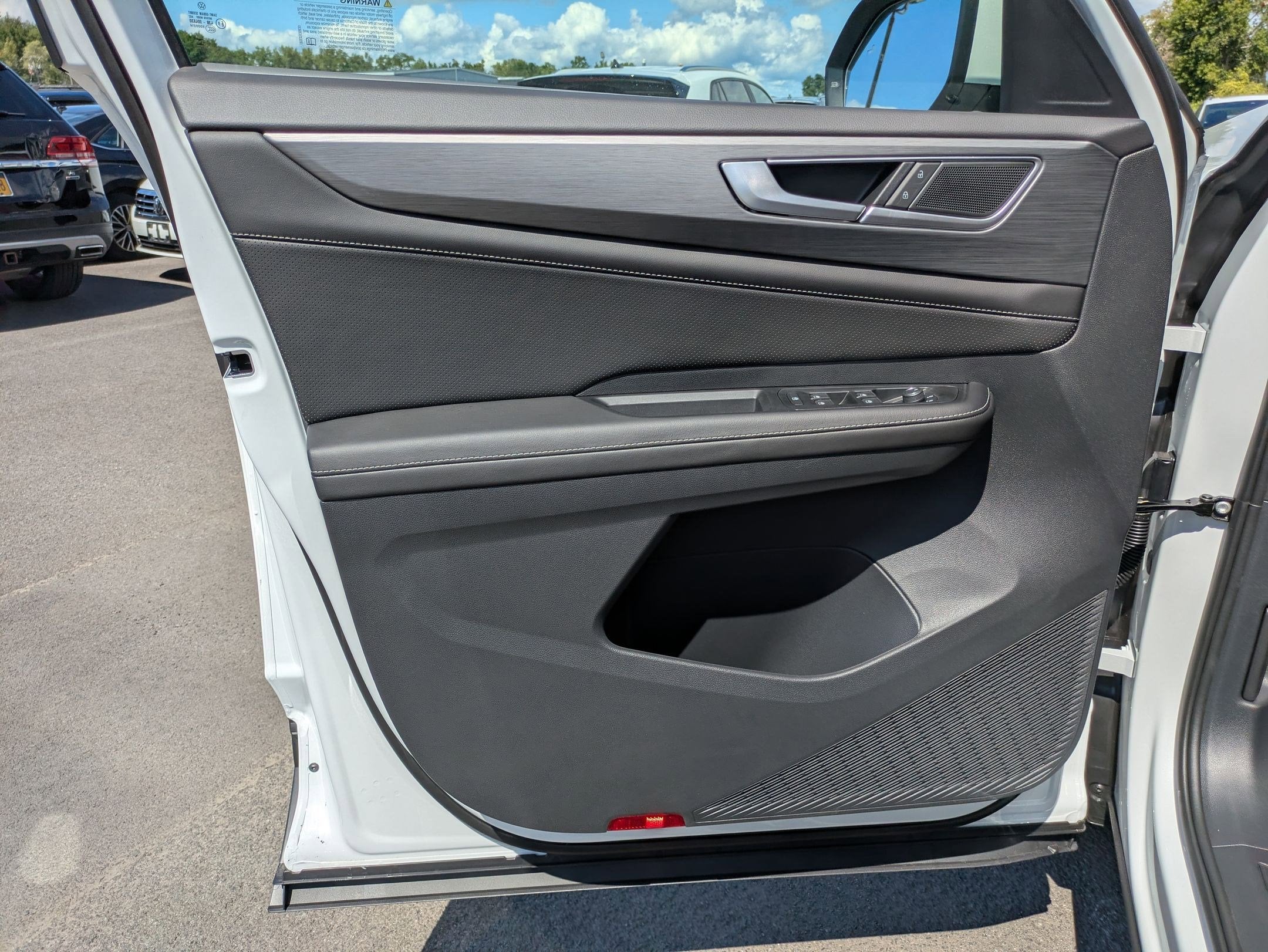 2026 Volkswagen Atlas Cross Sport 2.0T SE